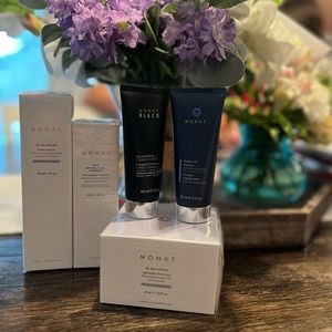 Monat five piece beauty set.